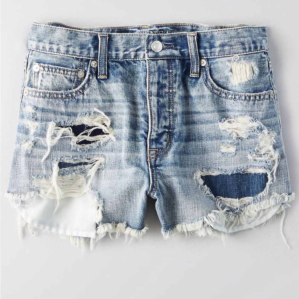 American Eagle Distressed Denim vintage hi rise jean Shorts 14